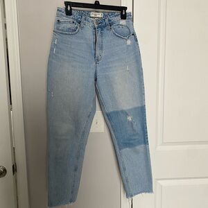 Abercrombie & Fitch The Mom High Rise